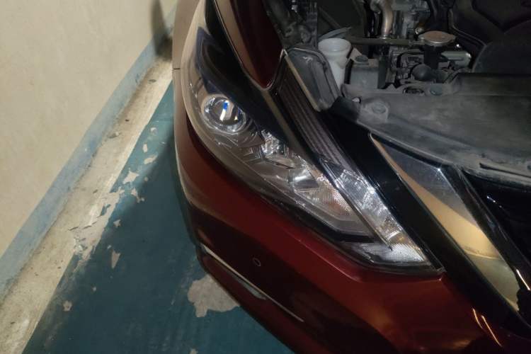 Used Nissan Teana 2016 2.0L XL-Upper Smart Edition Right Front Headlight