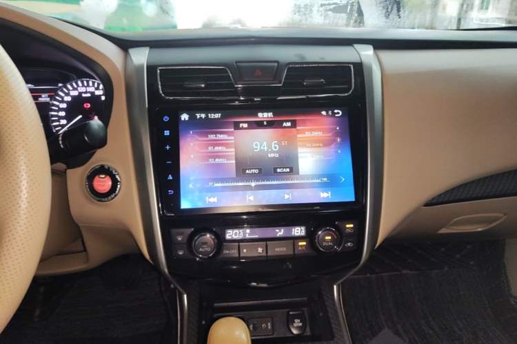 Used Nissan Teana 2016 2.0L XE Fashion Edition Audio And AC Panel