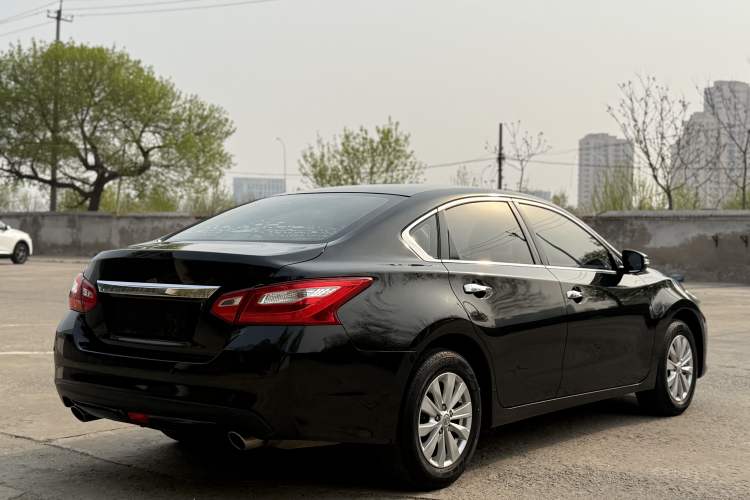 Used Nissan Teana 2016 Revised Version 2.0L XL Comfort Edition Exterior 3
