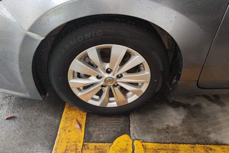 Used Nissan Teana 2016 2.0L XE Fashion Edition Left Front Wheel Hub