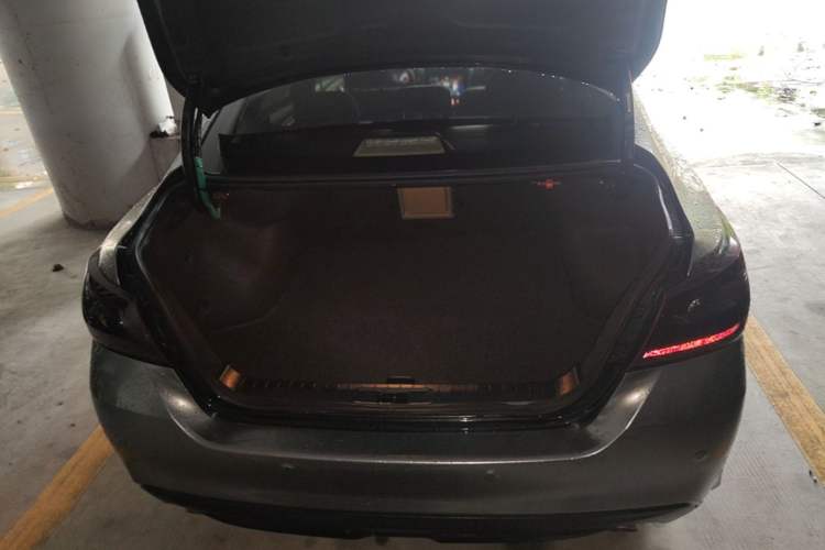 Used Nissan Teana 2016 2.0L XE Fashion Edition Trunk