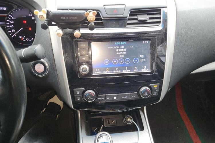 Used Nissan Teana 2016 2.0L XL Comfort Edition Audio And AC Panel