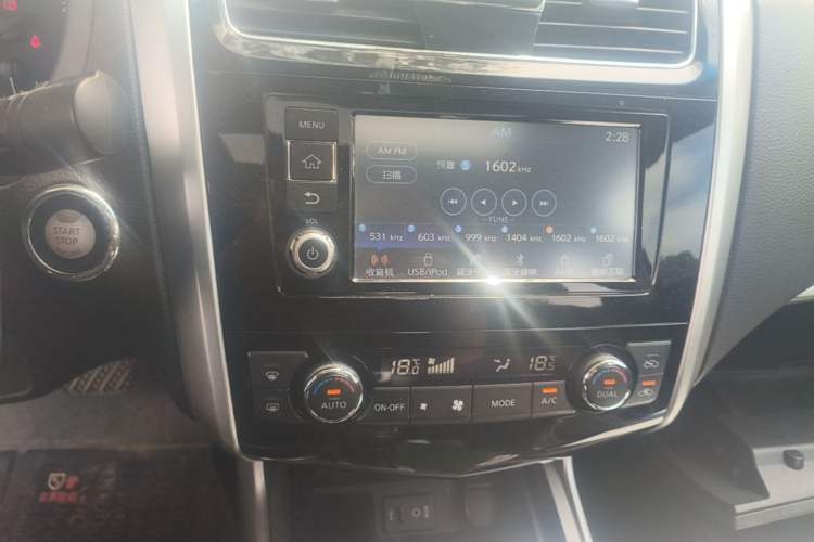 Used Nissan Teana 2016 2.0L XL-Upper Smart Edition Audio And AC Panel