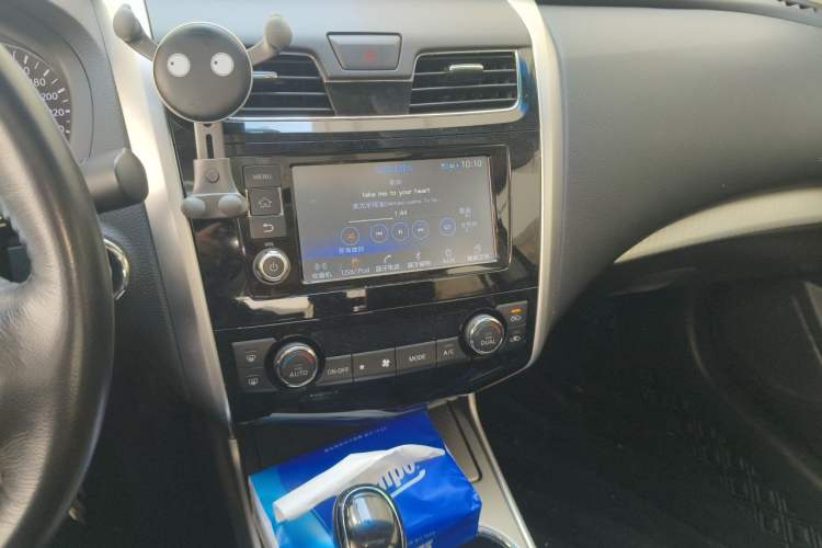 Used Nissan Teana 2016 2.0L XL Comfort Edition Audio And AC Panel
