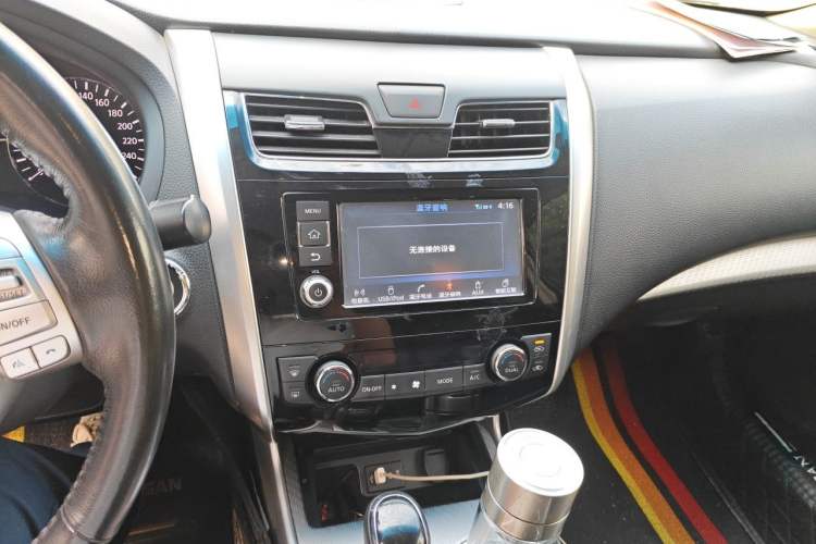 Used Nissan Teana 2016 2.0L XL Comfort Edition Audio And AC Panel