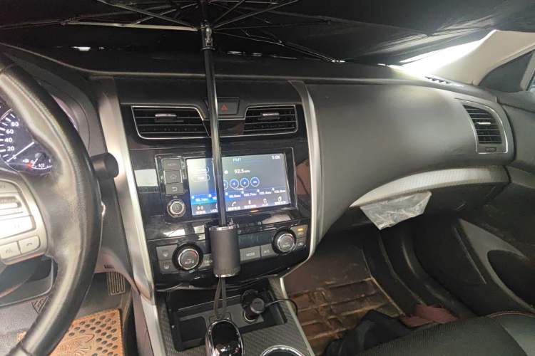 Used Nissan Teana 2016 2.0L XL Comfort Edition Audio And AC Panel