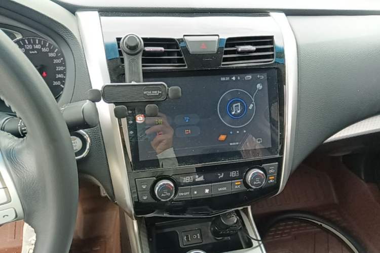 Used Nissan Teana 2016 2.0L XL Comfort Edition Audio And AC Panel