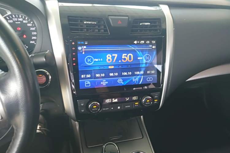 Used Nissan Teana 2016 Revised Version 2.0L XL Comfort Edition Audio And AC Panel