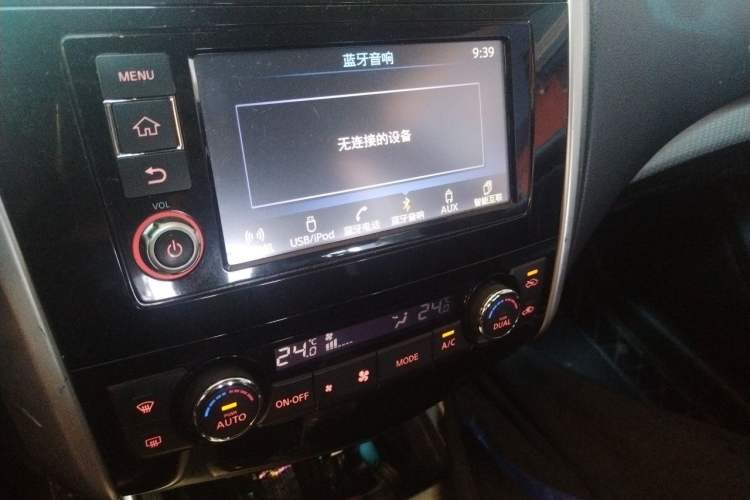 Used Nissan Teana 2016 2.0L XL-Upper Smart Edition Audio And AC Panel
