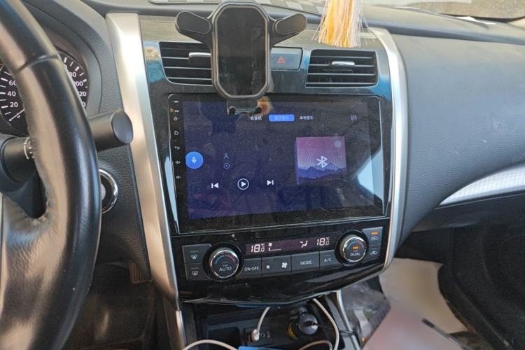 Used Nissan Teana 2016 2.0L XL Comfort Edition Audio And AC Panel