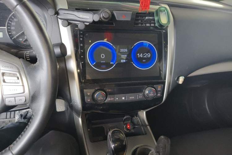 Used Nissan Teana 2016 2.0L XL-Upper Smart Edition Audio And AC Panel