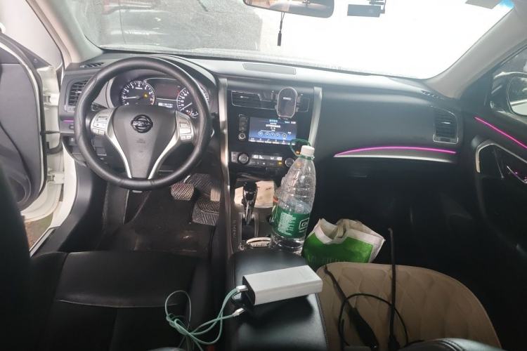 Used Nissan Teana 2016 2.0L XL Comfort Edition Center Console