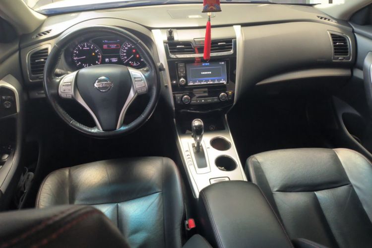 Used Nissan Teana 2016 2.0L XL Comfort Edition Center Console