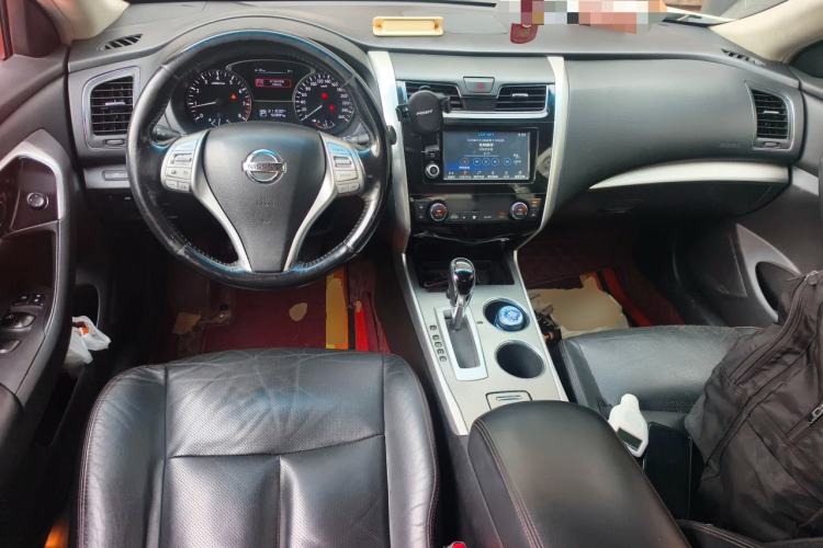 Used Nissan Teana 2016 2.0L XL Comfort Edition Center Console