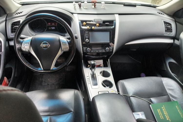 Used Nissan Teana 2016 2.0L XL Comfort Edition Center Console