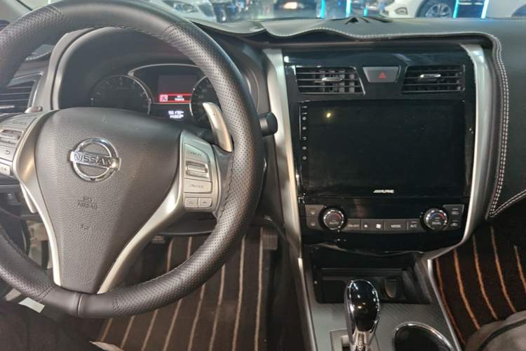 Used Nissan Teana 2016 2.5L XL-UpperNAVI Tech Prestige Edition Center Console