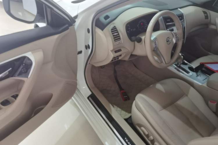 Used Nissan Teana 2016 2.0L XL Comfort Edition Driver Seat