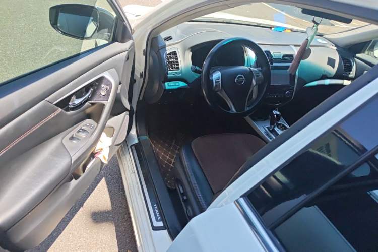 Used Nissan Teana 2016 2.0L XL Comfort Edition Driver Seat