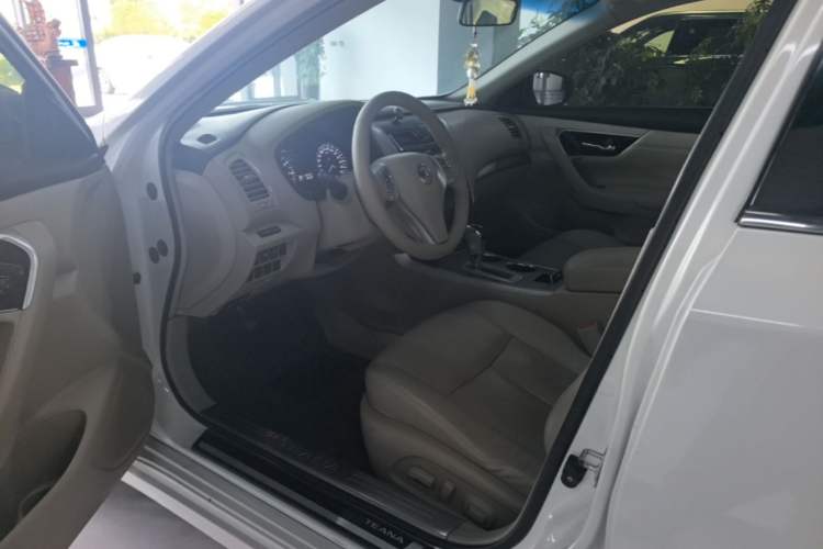 Used Nissan Teana 2016 Revised Version 2.0L XL Comfort Edition Driver Seat