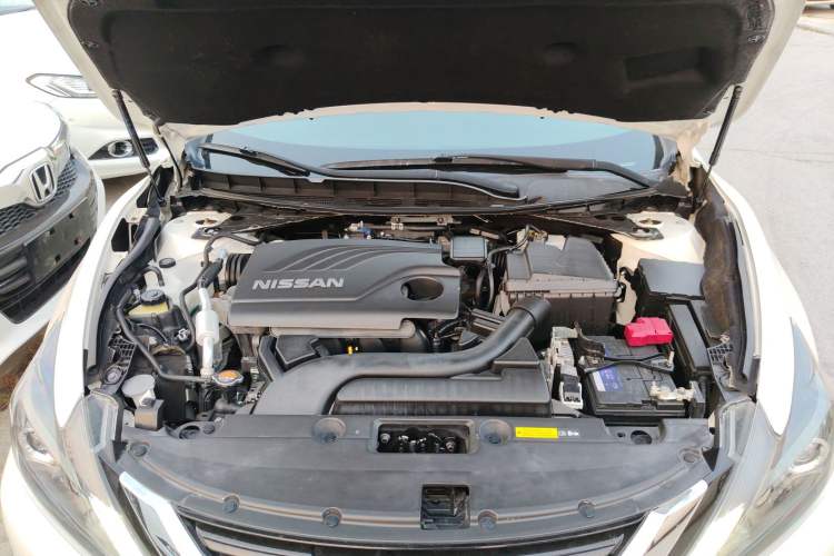 Used Nissan Teana 2016 2.0L XL Comfort Edition Engine Bay