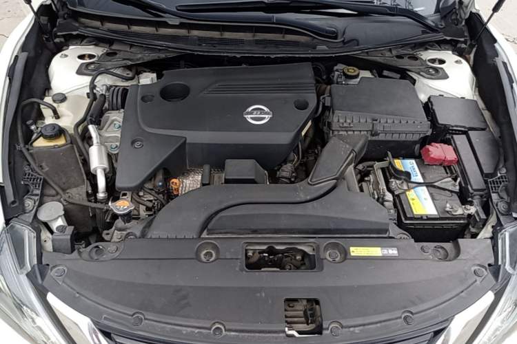 Used Nissan Teana 2016 2.5L XL Comfort Edition Engine Bay