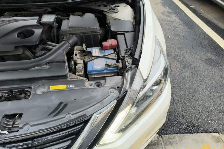 Used Nissan Teana 2016 Revised Version 2.0L XL Comfort Edition Engine Bay Left
