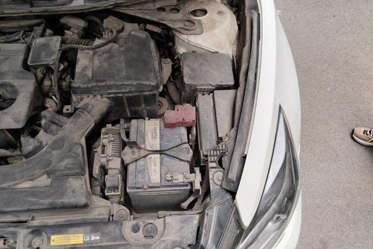 Used Nissan Teana 2016 2.0L XL Comfort Edition Engine Bay Left