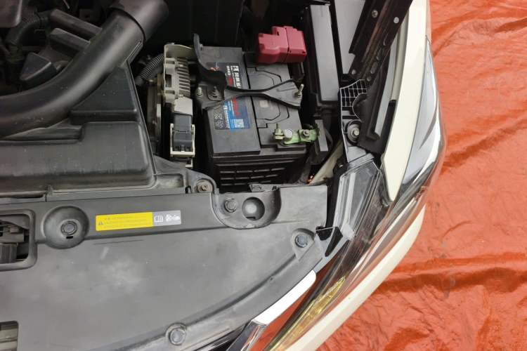 Used Nissan Teana 2016 2.0L XL Comfort Edition Engine Bay Left