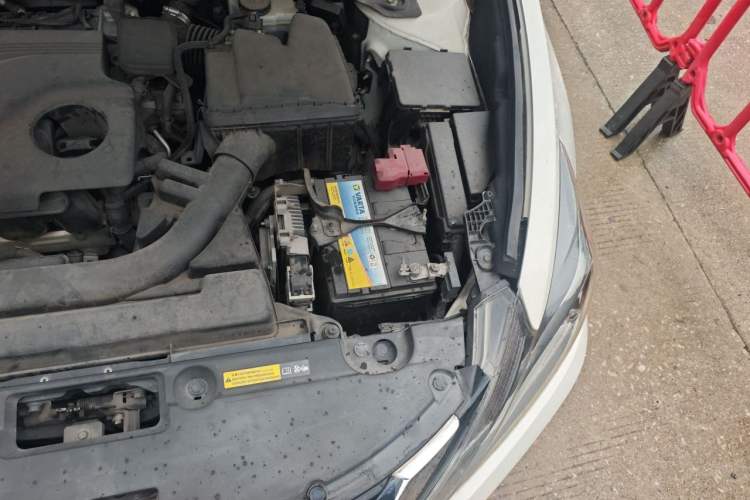 Used Nissan Teana 2016 2.0L XL Comfort Edition Engine Bay Left