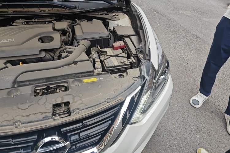 Used Nissan Teana 2016 2.0L XL Comfort Edition Engine Bay Left
