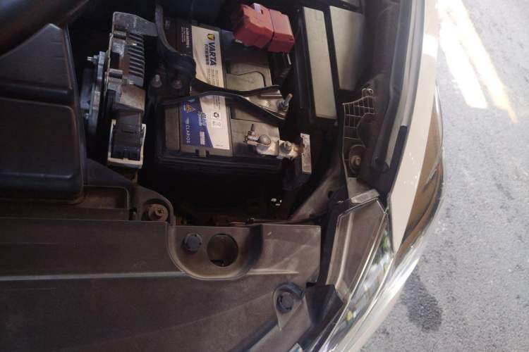 Used Nissan Teana 2016 2.0L XL-Upper Smart Edition Engine Bay Left