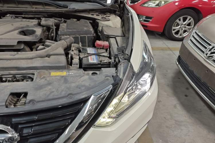 Used Nissan Teana 2016 Revised Version 2.0L XL Comfort Edition Engine Bay Left