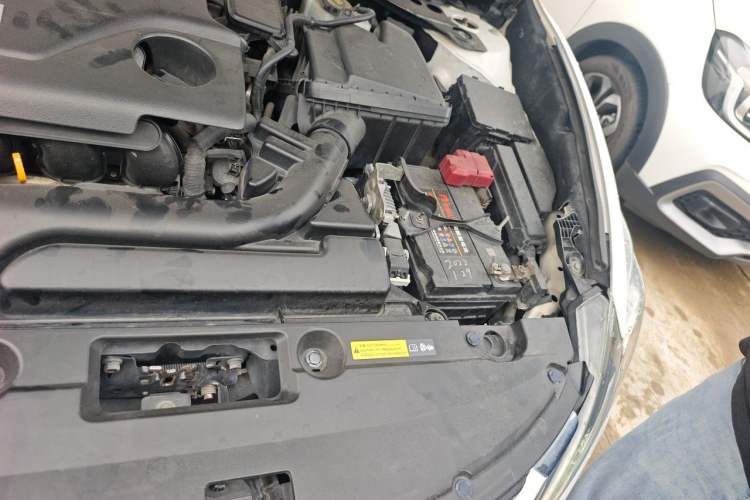 Used Nissan Teana 2016 Revised Version 2.0L XL Comfort Edition Engine Bay Left