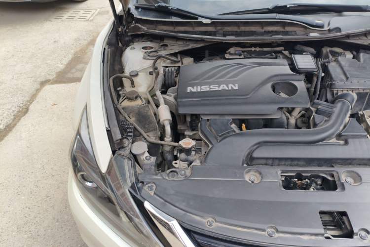 Used Nissan Teana 2016 2.0L XL Comfort Edition Engine Bay Right