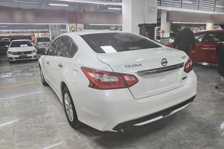 Used Nissan Teana 2016 Revised Version 2.0L XL Comfort Edition Exterior 3