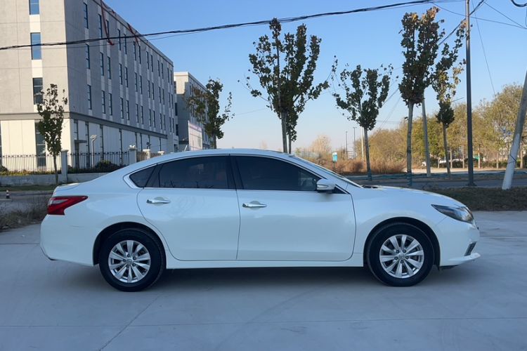 Used Nissan Teana 2016 Revised Version 2.0L XL Comfort Edition Exterior 6