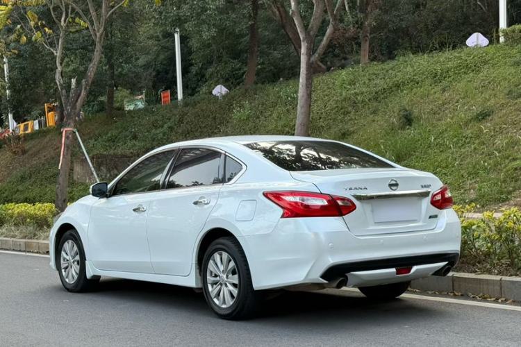 Used Nissan Teana 2016 Revised Version 2.0L XL Comfort Edition Exterior 7
