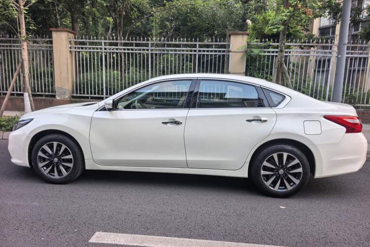 Used Nissan Teana 2016 2.5L XL-UpperNAVI Tech Prestige Edition Exterior 7