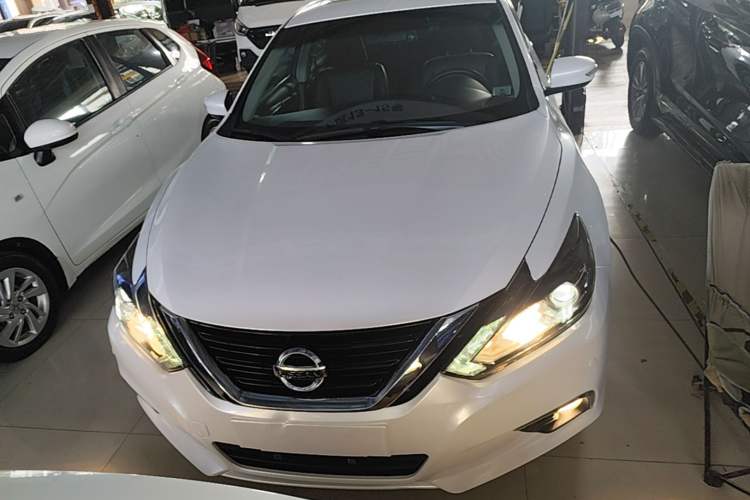 Used Nissan Teana 2016 Revised Version 2.0L XL Comfort Edition Front