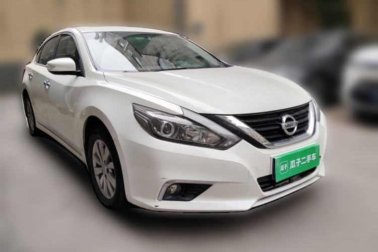 Used Nissan Teana 2016 2.0L XL Comfort Edition Front Right 45 Deg