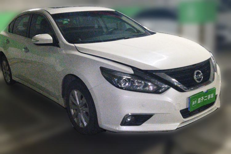 Used Nissan Teana 2016 Revised Version 2.0L XL Comfort Edition Front Right 45 Deg
