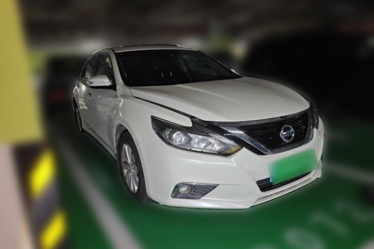 Used Nissan Teana 2016 Revised Version 2.0L XL Comfort Edition Front Right 45 Deg