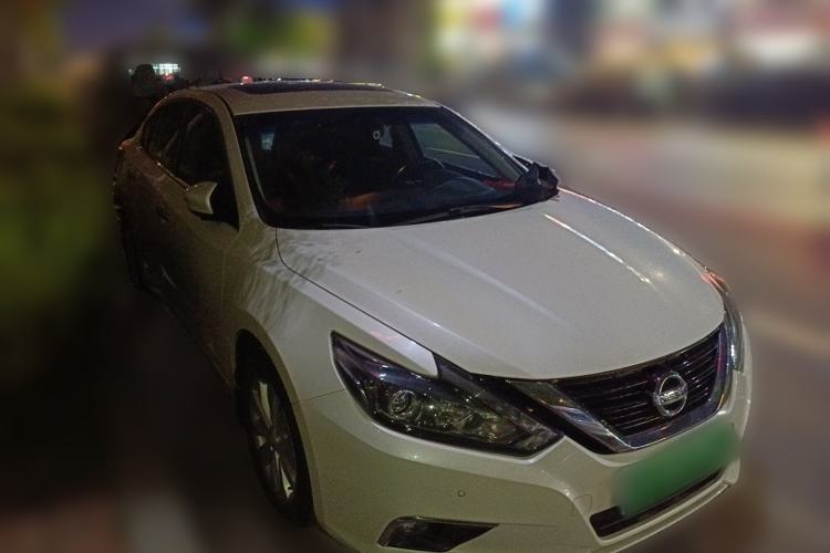 Used Nissan Teana 2016 2.5L XL Comfort Edition Front Right 45 Deg