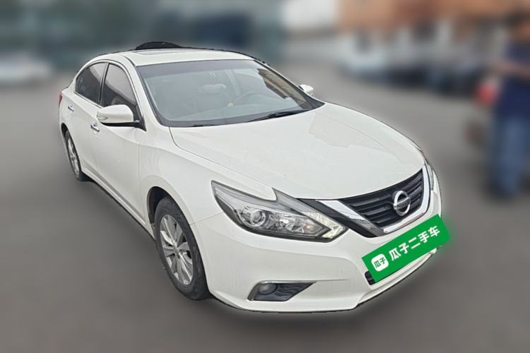 Used Nissan Teana 2016 Revised Version 2.0L XL Comfort Edition Front Right 45 Deg