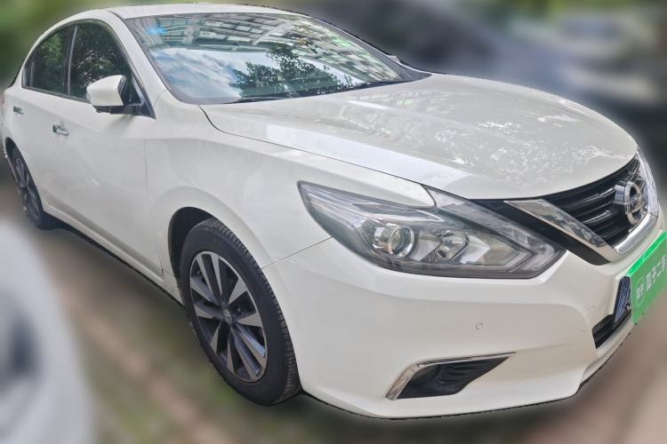 Used Nissan Teana 2016 2.5L XL-UpperNAVI Tech Prestige Edition Front Right 45 Deg