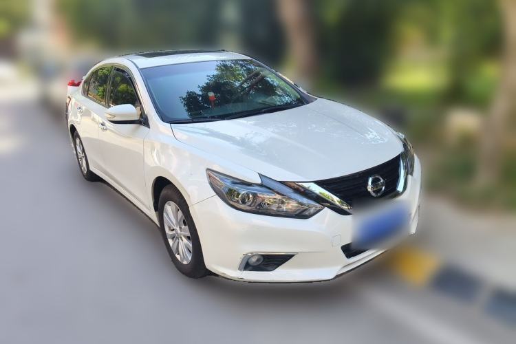 Used Nissan Teana 2016 Revised Version 2.0L XL Comfort Edition Front Right 45 Deg