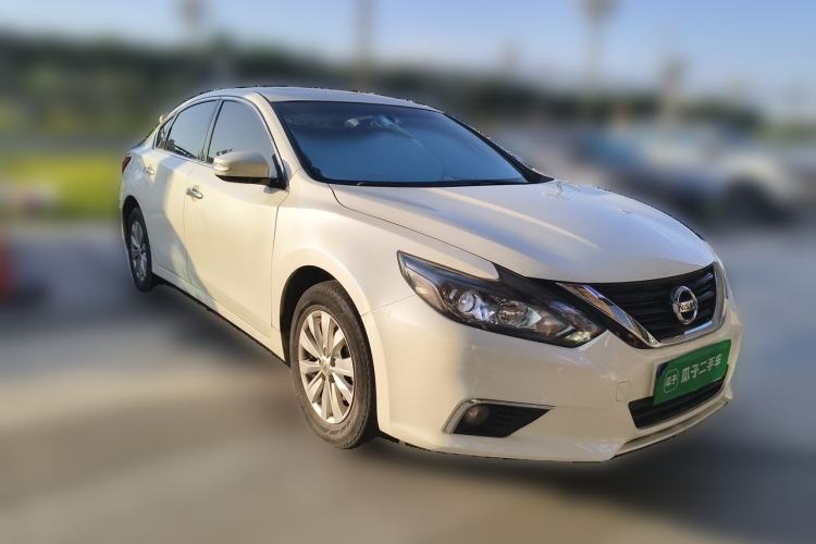 Used Nissan Teana 2016 Revised Version 2.0L XL Comfort Edition Front Right 45 Deg