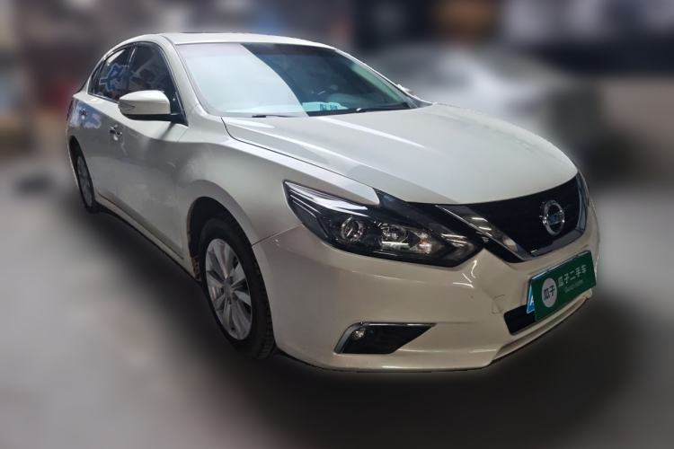 Used Nissan Teana 2016 Revised Version 2.0L XL Comfort Edition Front Right 45 Deg
