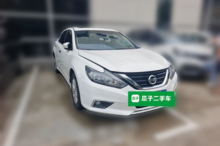 Used Nissan Teana 2016 Revised Version 2.0L XL Comfort Edition Front Right 45 Deg