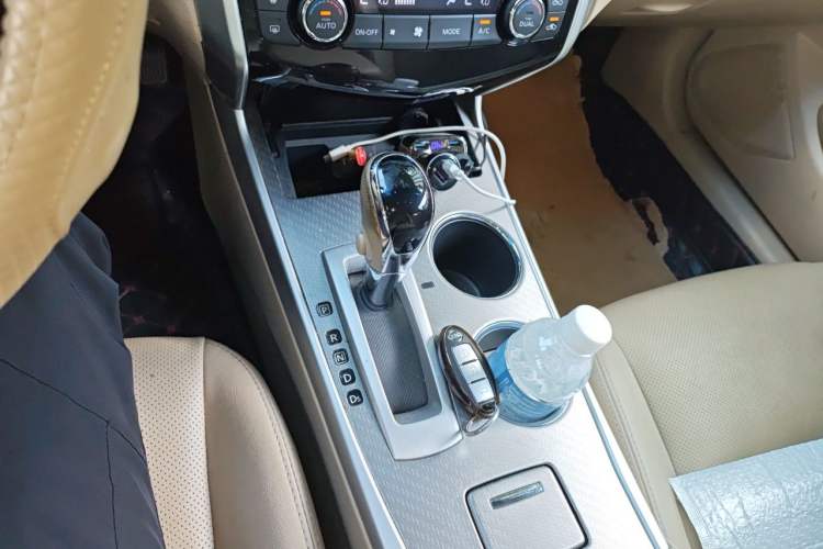 Used Nissan Teana 2016 Revised Version 2.0L XL Comfort Edition Gear Lever